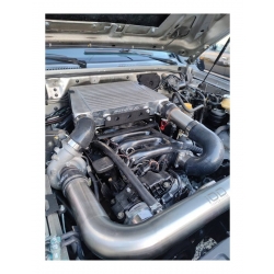 Górne mocowanie intercoolera Nissan Patrol Y61 BMW SWAP